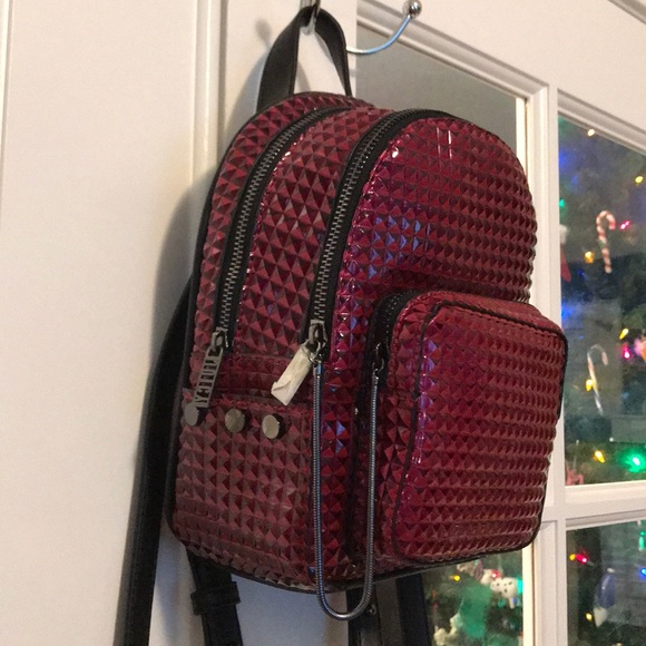 Juicy Couture Aspen Mini Bkpk/Crossbody - Picture 2 of 8